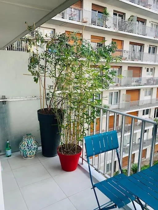 Cozy Apartment With Nice Terrace Párizs